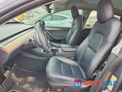 Zdjęcie 7 z 11 samochodu: 2023 TESLA MODEL Y VIN:7SAYGAEE8PF616469 - miniatura