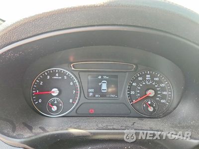 Zdjęcie 9 z 13 samochodu: 2019 KIA SORENTO VIN:5XYPG4A35KG584287 - miniatura