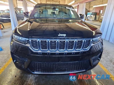 Piąte zdjęcie samochodu w środku: 2024 JEEP GRAND CHEROKEE LAREDO VIN:1C4RJHAG0RC263017 - miniatura