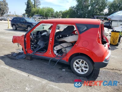 Drugie zdjęcie samochodu z przodu: 2020 KIA SOUL LX VIN:KNDJ23AU0L7077075 - miniatura