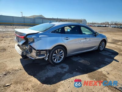 Trzecie zdjęcie samochodu z tyłu: 2019 TOYOTA AVALON HYBRID XLE VIN:4T1B21FB3KU004584 - miniatura