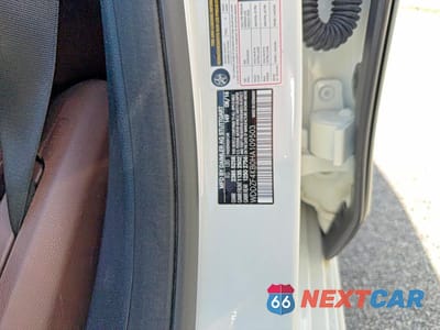 Zdjęcie 10 z 14 samochodu: 2017 MERCEDES-BENZ E 300 4MAT 4MATIC VIN:WDDZF4KB0HA109503 - miniatura