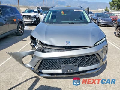 Piąte zdjęcie samochodu w środku: 2024 BUICK ENVISION ESSENCE VIN:LRBFZPE45RD043970 - miniatura