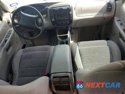 Zdjęcie 8 z 13 samochodu: 1998 FORD EXPLORER VIN:1FMZU32E5WUA29335 - miniatura