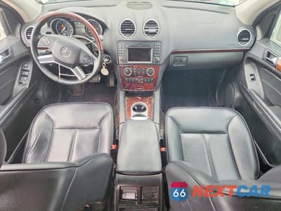 Zdjęcie 8 z 12 samochodu: 2011 MERCEDES-BENZ GL 450 4MATIC VIN:4JGBF7BE3BA629768 - miniatura