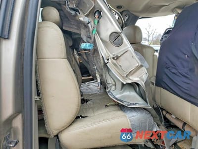 Zdjęcie 11 z 13 samochodu: 2000 CHEVROLET SUBURBAN K1500 VIN:3GNFK16T9YG224619 - miniatura