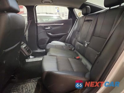 Zdjęcie 10 z 12 samochodu: 2017 CHEVROLET IMPALA LT VIN:2G1105SA7H9175637 - miniatura