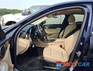 Zdjęcie 6 z 11 samochodu: 2017 MERCEDES-BENZ C 300 4MATIC VIN:55SWF4KBXHU216920 - miniatura