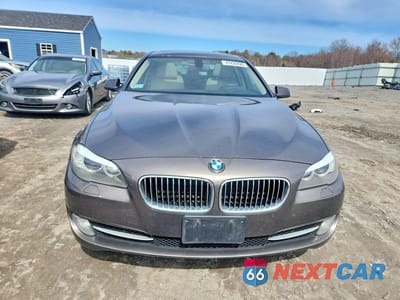 Piąte zdjęcie samochodu w środku: 2011 BMW 535 XI VIN:WBAFU7C51BC875908 - miniatura
