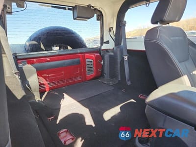 Zdjęcie 11 z 13 samochodu: 2013 JEEP WRANGLER RUBICON VIN:1C4BJWCG7DL527300 - miniatura