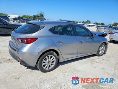 Trzecie zdjęcie samochodu z tyłu: 2015 MAZDA 3 TOURING VIN:3MZBM1L77FM214174 - miniatura