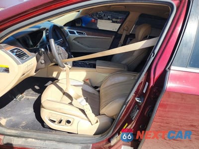 Zdjęcie 7 z 12 samochodu: 2015 HYUNDAI GENESIS 3.8L VIN:KMHGN4JE5FU051699 - miniatura