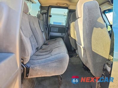 Zdjęcie 10 z 12 samochodu: 2006 CHEVROLET SILVERADO K1500 VIN:2GCEK19B061111283 - miniatura