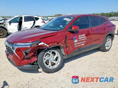 2024 CHEVROLET TRAX LS KL77LFE29RC102070 - główne zdjęcie licytacji z USA - miniatura