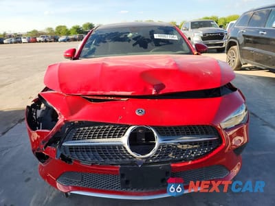 Piąte zdjęcie samochodu w środku: 2020 MERCEDES-BENZ CLA 250 4MATIC VIN:WDD5J4HB6LN034666 - miniatura