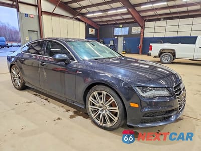 Czwarte zdjęcie samochodu z boku: 2014 AUDI A7 PRESTIGE VIN:WAU2GAFC3EN067338 - miniatura