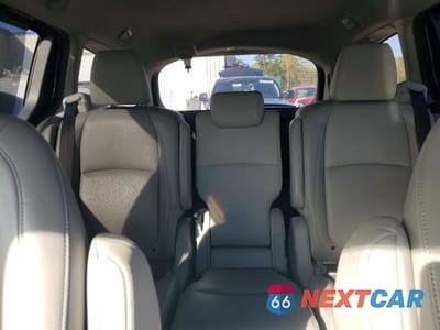 Zdjęcie 10 z 13 samochodu: 2019 HONDA ODYSSEY EXL VIN:5FNRL6H78KB037112 - miniatura