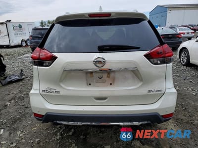 Zdjęcie 6 z 13 samochodu: 2019 NISSAN ROGUE SV VIN:5N1AT2MV8KC830736 - miniatura