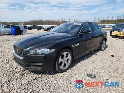 2018 JAGUAR XE SAJAR4FX3JCP34624 - główne zdjęcie licytacji z USA - miniatura