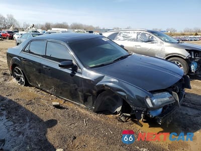 Czwarte zdjęcie samochodu z boku: 2022 CHRYSLER 300 S VIN:2C3CCABG6NH136418 - miniatura