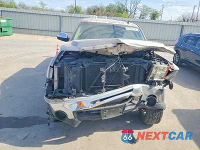 Piąte zdjęcie samochodu w środku: 2009 GMC SIERRA C1500 VIN:3GTEC13C59G118434 - miniatura