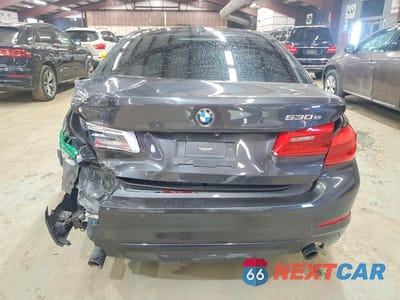 Zdjęcie 6 z 12 samochodu: 2018 BMW 530E VIN:WBAJA9C58JB249355 - miniatura
