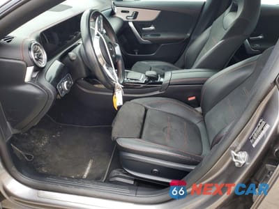 Zdjęcie 7 z 12 samochodu: 2022 MERCEDES-BENZ CLA AMG 35 4MATIC VIN:W1K5J5BB0NN274295 - miniatura