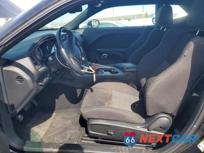 Zdjęcie 7 z 12 samochodu: 2019 DODGE CHALLENGER GT VIN:2C3CDZJG5KH674133 - miniatura