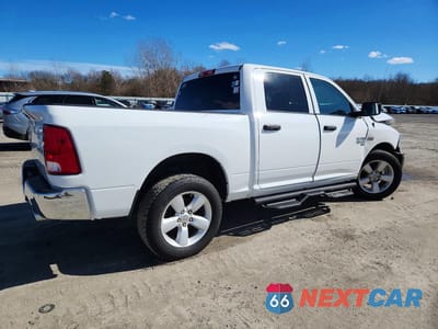 Trzecie zdjęcie samochodu z tyłu: 2021 RAM 1500 CLASSIC TRADESMAN VIN:3C6RR7KT3MG665173 - miniatura