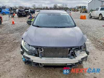 Piąte zdjęcie samochodu w środku: 2019 HONDA CIVIC VIN:2HGFC2E68KH517833 - miniatura