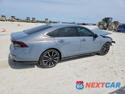 Trzecie zdjęcie samochodu z tyłu: 2023 HONDA ACCORD TOURING HYBRID VIN:1HGCY2F85PA052874 - miniatura