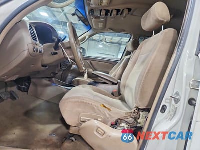 Zdjęcie 7 z 12 samochodu: 2002 TOYOTA SEQUOIA SR5 VIN:5TDZT34A92S058661 - miniatura