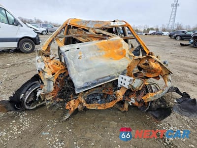 Piąte zdjęcie samochodu w środku: 2023 TOYOTA HIGHLANDER XLE VIN:5TDKDRBH9PS024230 - miniatura