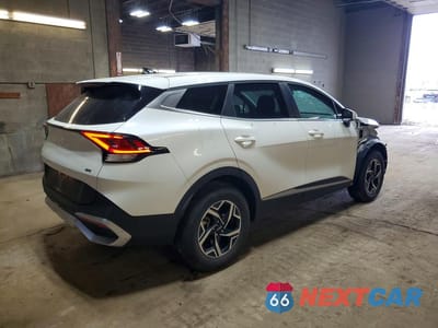 Trzecie zdjęcie samochodu z tyłu: 2024 KIA SPORTAGE LX VIN:KNDPUCDF2R7243316 - miniatura