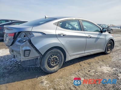 Trzecie zdjęcie samochodu z tyłu: 2015 HYUNDAI ELANTRA SE VIN:5NPDH4AE9FH635693 - miniatura