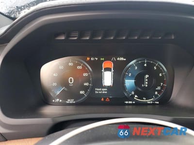 Zdjęcie 9 z 11 samochodu: 2019 VOLVO XC90 T6 INSCRIPTION VIN:YV4A22PL5K1498992 - miniatura