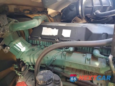 Zdjęcie 7 z 10 samochodu: 2021 VOLVO VN VNL VIN:4V4NC9EH1MN272005 - miniatura