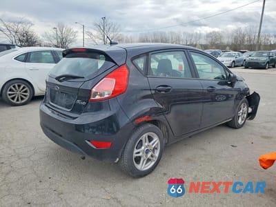 Trzecie zdjęcie samochodu z tyłu: 2019 FORD FIESTA SE VIN:3FADP4EJ6KM102981 - miniatura
