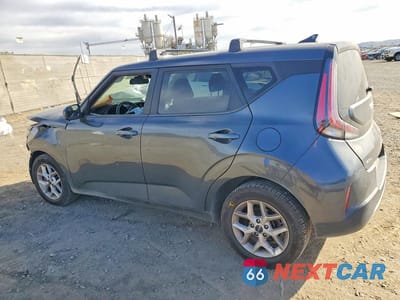 Drugie zdjęcie samochodu z przodu: 2023 KIA SOUL LX VIN:KNDJ23AU2P7884493 - miniatura