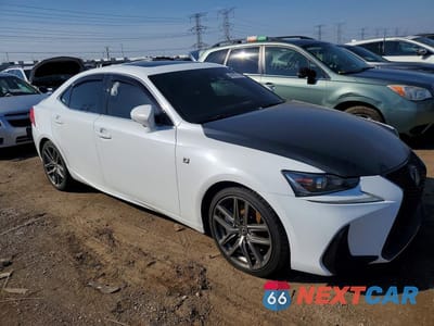 Czwarte zdjęcie samochodu z boku: 2017 LEXUS IS 300 BASE VIN:JTHCM1D22H5018693 - miniatura