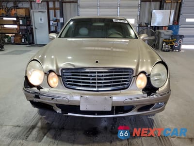 Piąte zdjęcie samochodu w środku: 2003 MERCEDES-BENZ E 320 VIN:WDBUF65J63A283764 - miniatura