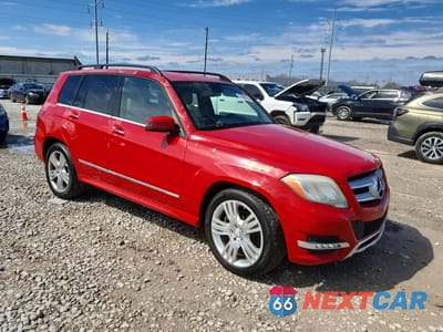 Czwarte zdjęcie samochodu z boku: 2015 MERCEDES-BENZ GLK 350 VIN:WDCGG5HB0FG399631 - miniatura