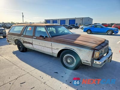 Czwarte zdjęcie samochodu z boku: 1984 CHEVROLET CAPRICE CLASSIC VIN:1G1AN35H8EX155845 - miniatura