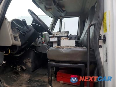 Zdjęcie 7 z 12 samochodu: 2013 INTERNATIONAL 4300 CABLE PLACER BUCKET TRUCK VIN:1HTMMAAN4DH239096 - miniatura