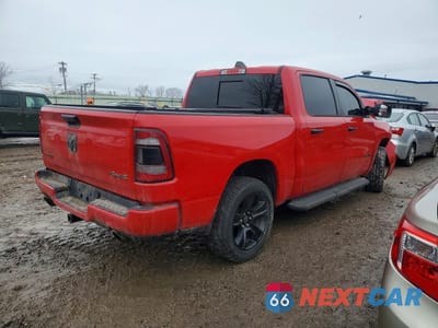 Trzecie zdjęcie samochodu z tyłu: 2023 RAM 1500 BIG HORN VIN:1C6SRFFM6PN562453 - miniatura