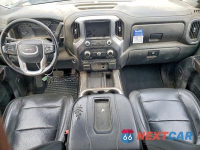 Zdjęcie 8 z 11 samochodu: 2019 GMC SIERRA K1500 SLT VIN:3GTU9DED0KG238794 - miniatura