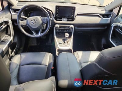 Zdjęcie 8 z 12 samochodu: 2019 TOYOTA RAV4 HYBRID LIMITED VIN:2T3DWRFV4KW009483 - miniatura