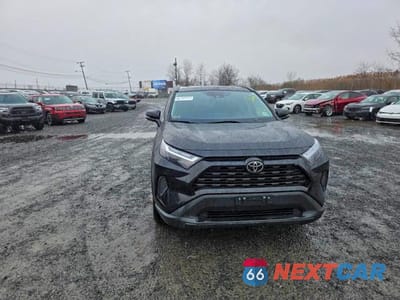 Piąte zdjęcie samochodu w środku: 2024 TOYOTA RAV4 XLE VIN:2T3P1RFV7RC450497 - miniatura