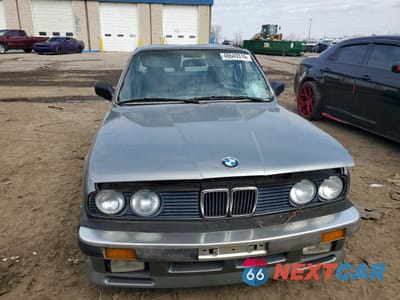 Piąte zdjęcie samochodu w środku: 1987 BMW 325 BASE VIN:WBAAB5408H9693703 - miniatura