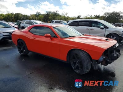 Czwarte zdjęcie samochodu z boku: 2019 DODGE CHALLENGER GT VIN:2C3CDZJG5KH607161 - miniatura